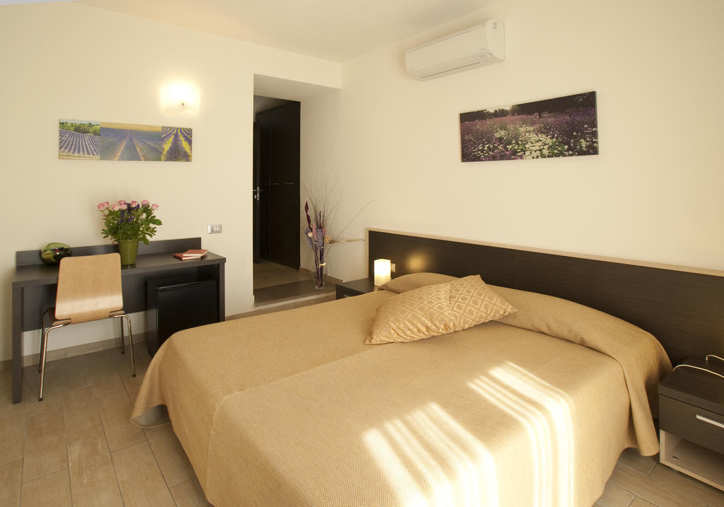 Il Puntone Vecchio Hotel Puntone di Scarlino Kamer foto